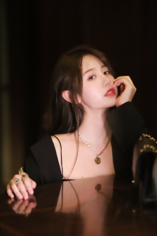 浪漫向左婚姻往右
